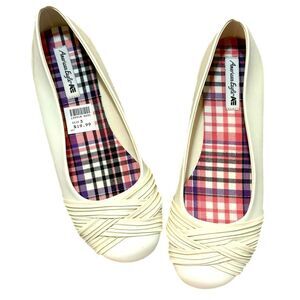 American Eagle Outfitters White Flats Girls 3 Classic Loafers Ballet shoe.